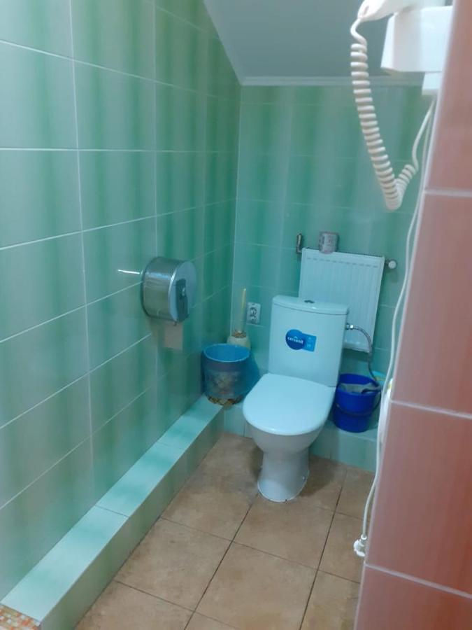 Hostel Stozhary Ternopil Buitenkant foto