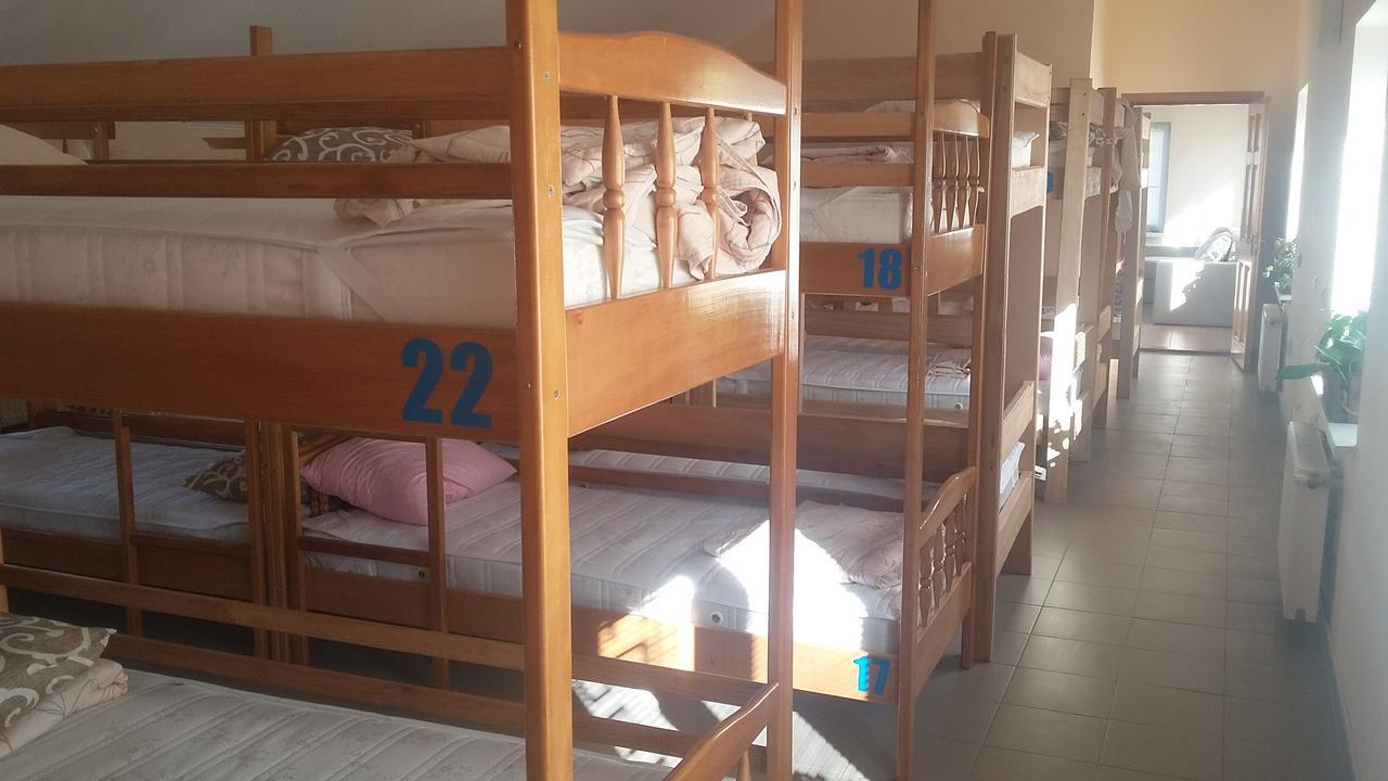 Hostel Stozhary Ternopil Buitenkant foto