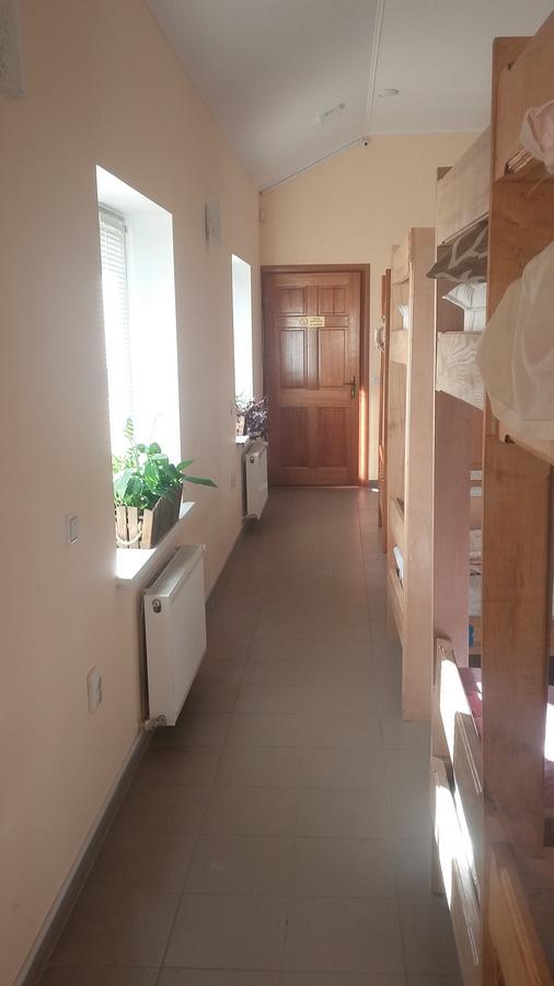 Hostel Stozhary Ternopil Buitenkant foto