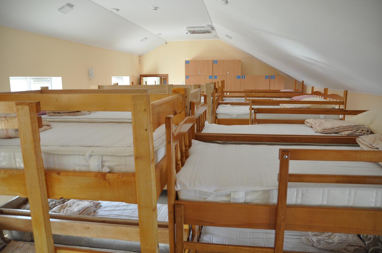 Hostel Stozhary Ternopil Buitenkant foto