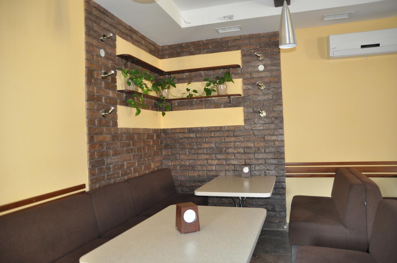 Hostel Stozhary Ternopil Buitenkant foto